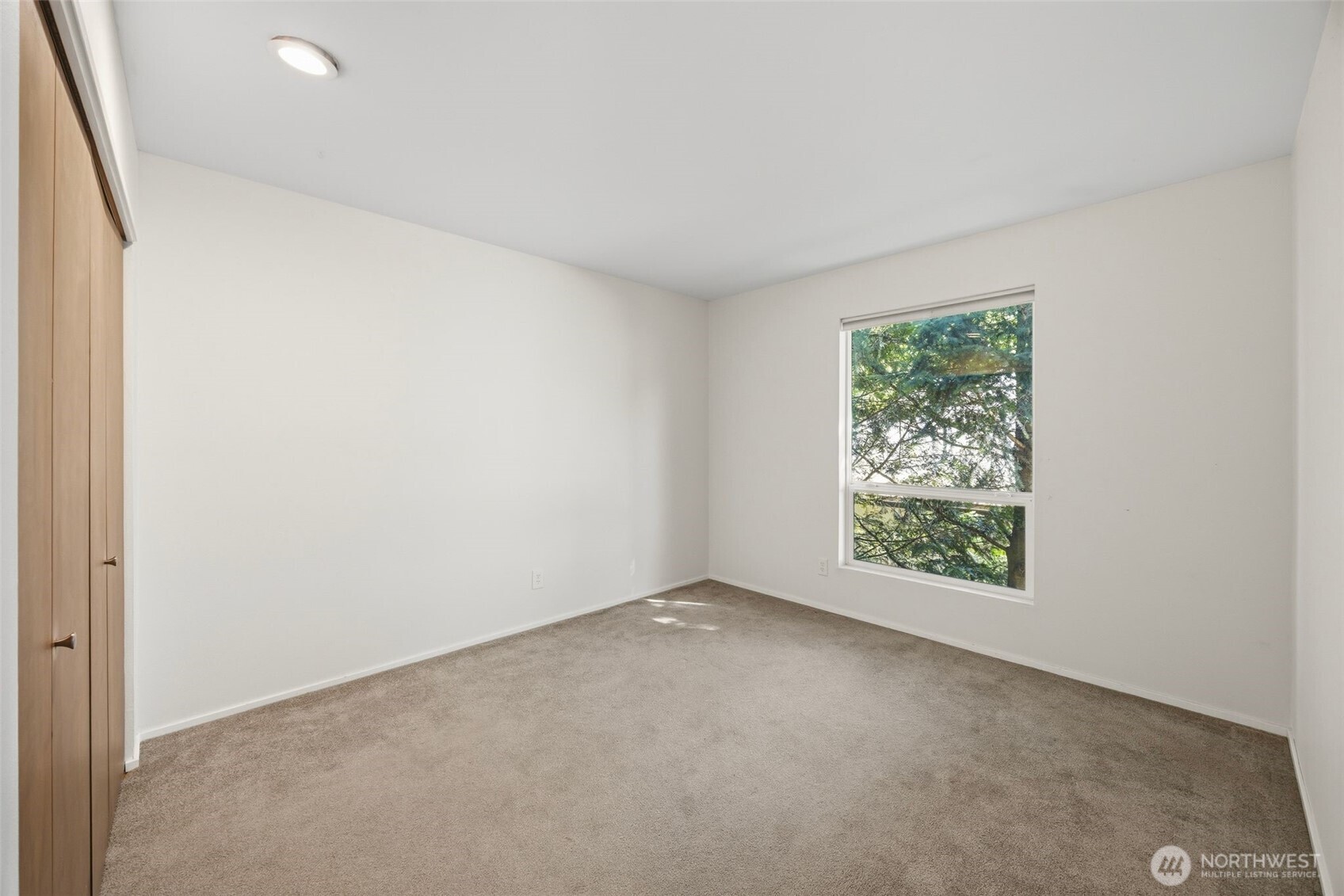 1417 N 200th Street Shoreline WA 98133