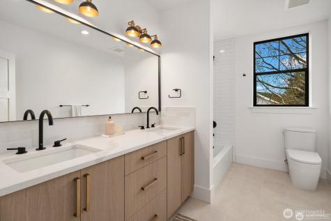 2615 NE 87th Street Seattle WA 98115