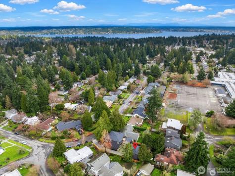 2615 NE 87th Street Seattle WA 98115