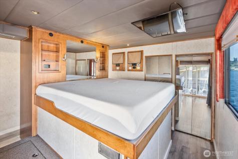 11 E Allison Street Seattle WA 98102