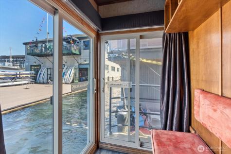 11 E Allison Street Seattle WA 98102