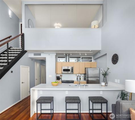 2717 Western Avenue Seattle WA 98121