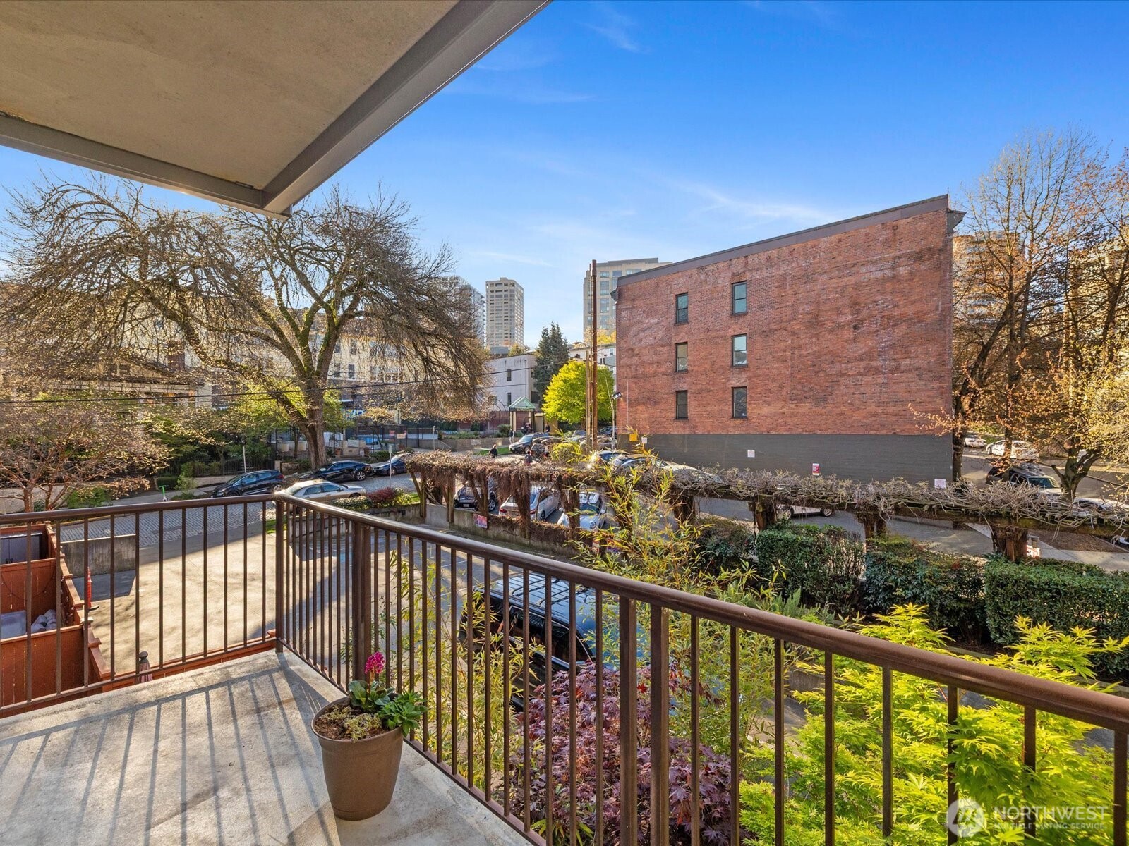 303 E Pike Street Seattle WA 98122