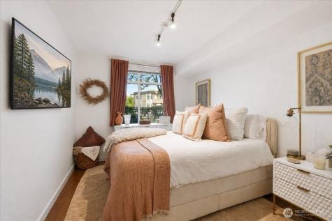 211 Kirkland Avenue Kirkland WA 98033