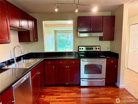 23816 12th Place S Des Moines WA 98198