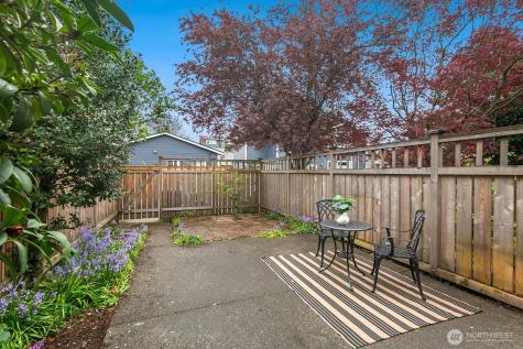 1816 Jefferson Street Seattle WA 98122