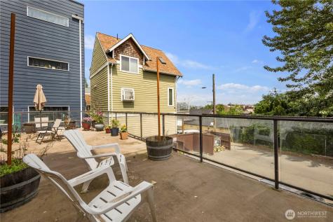 3022 SW Bradford Street Seattle WA 98126
