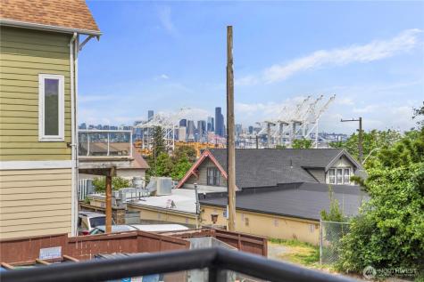3022 SW Bradford Street Seattle WA 98126