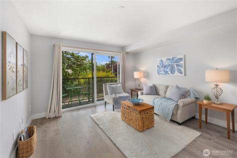 3022 SW Bradford Street Seattle WA 98126