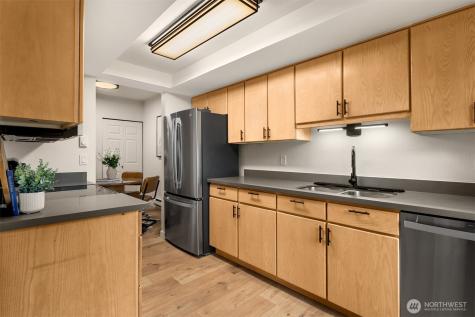 4707 W Lake Sammamish Parkway SE Issaquah WA 98027
