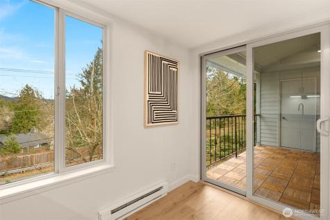 4707 W Lake Sammamish Parkway SE Issaquah WA 98027