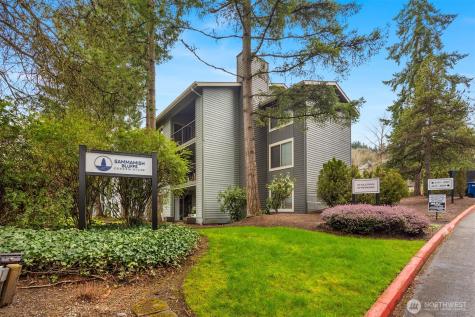 4707 W Lake Sammamish Parkway SE Issaquah WA 98027