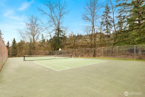 4707 W Lake Sammamish Parkway SE Issaquah WA 98027