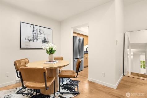 4707 W Lake Sammamish Parkway SE Issaquah WA 98027