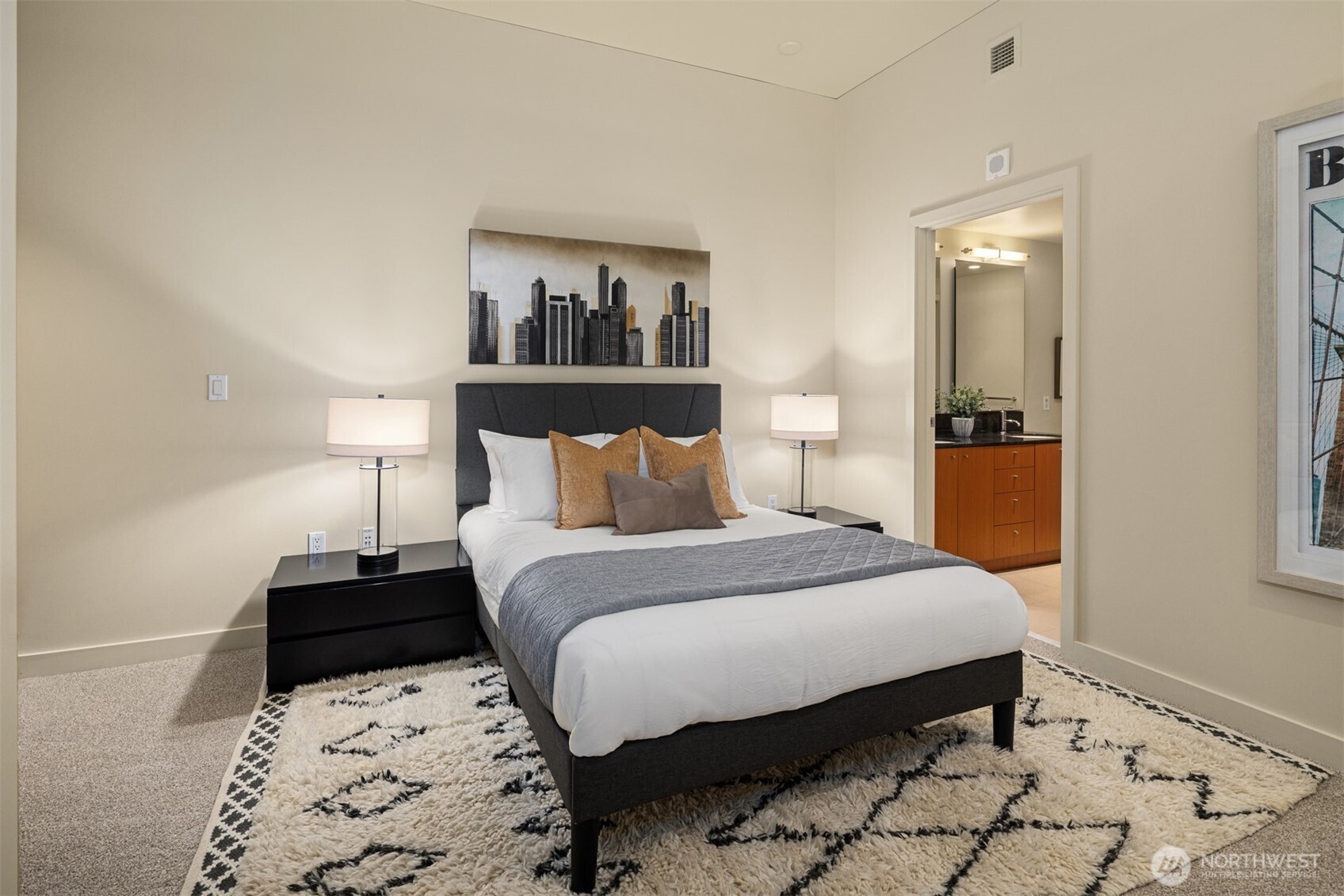 909 5th Avenue Seattle WA 98164