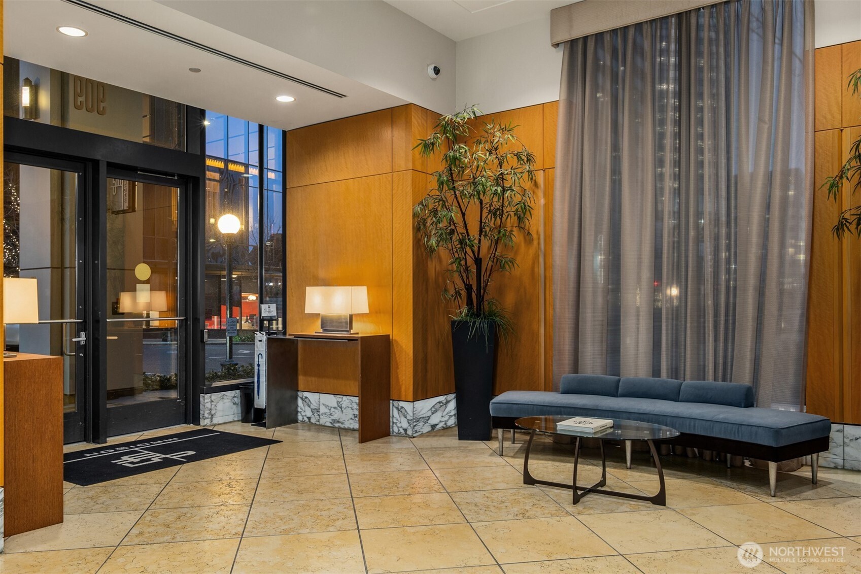 909 5th Avenue Seattle WA 98164