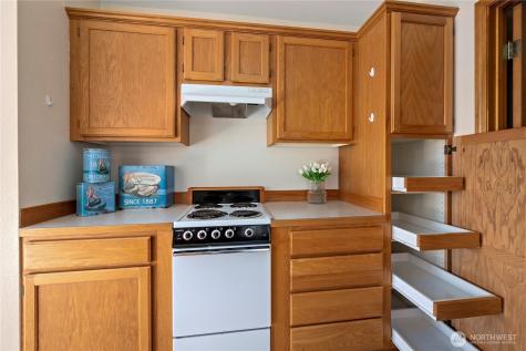 161 W Whidbey Avenue Oak Harbor WA 98277