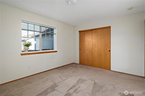 161 W Whidbey Avenue Oak Harbor WA 98277
