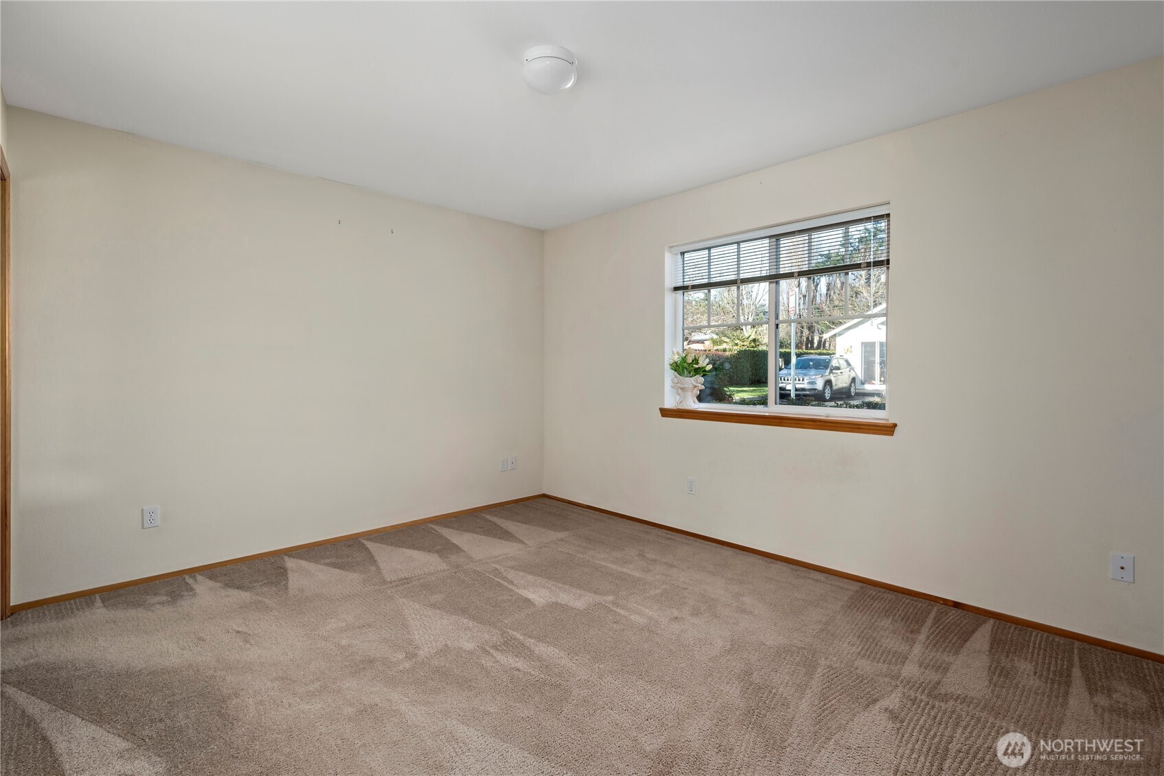 161 W Whidbey Avenue Oak Harbor WA 98277