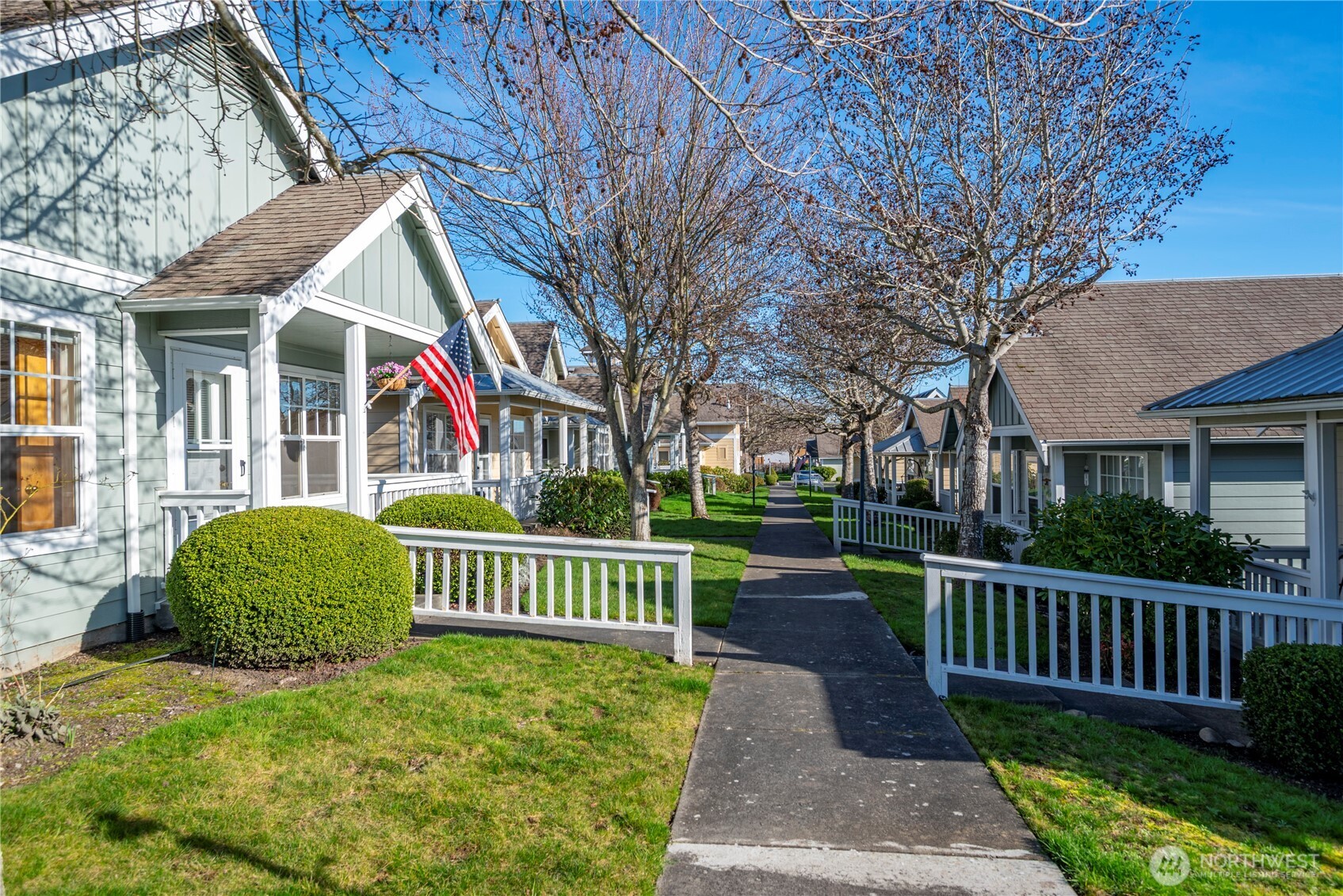161 W Whidbey Avenue Oak Harbor WA 98277