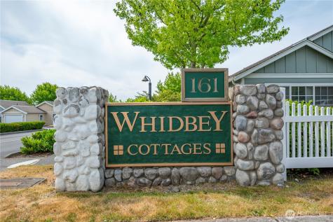 161 W Whidbey Avenue Oak Harbor WA 98277