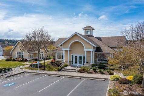 161 W Whidbey Avenue Oak Harbor WA 98277
