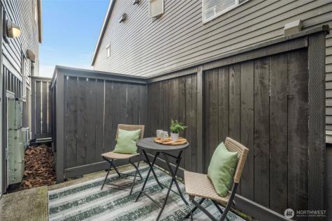1541 Cherrylane Place S Seattle WA 98144