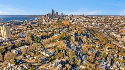 1541 Cherrylane Place S Seattle WA 98144