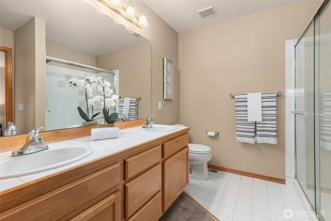 22736 NE 4th Lane Sammamish WA 98074