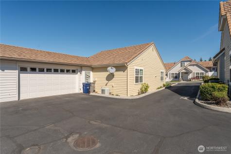 1494 Eastmont East Wenatchee WA 98802