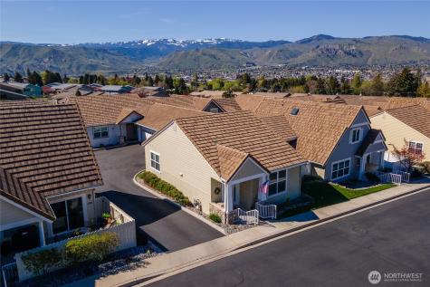 1494 Eastmont East Wenatchee WA 98802