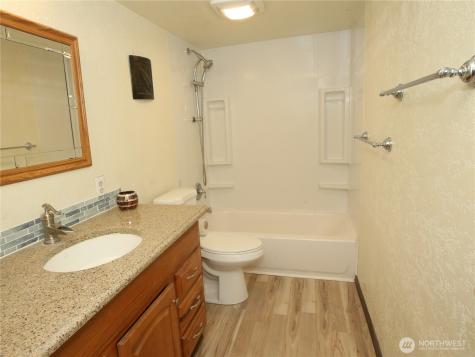 26425 Pennsylvania Avenue NE Kingston WA 98346