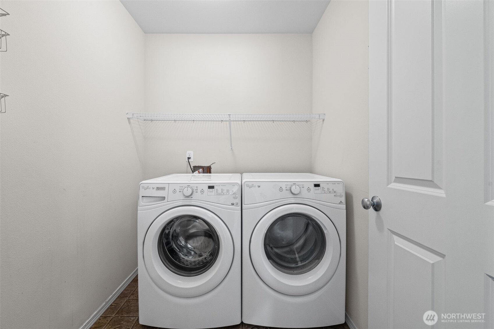 6529 Elizabeth Loop SE Auburn WA 98092