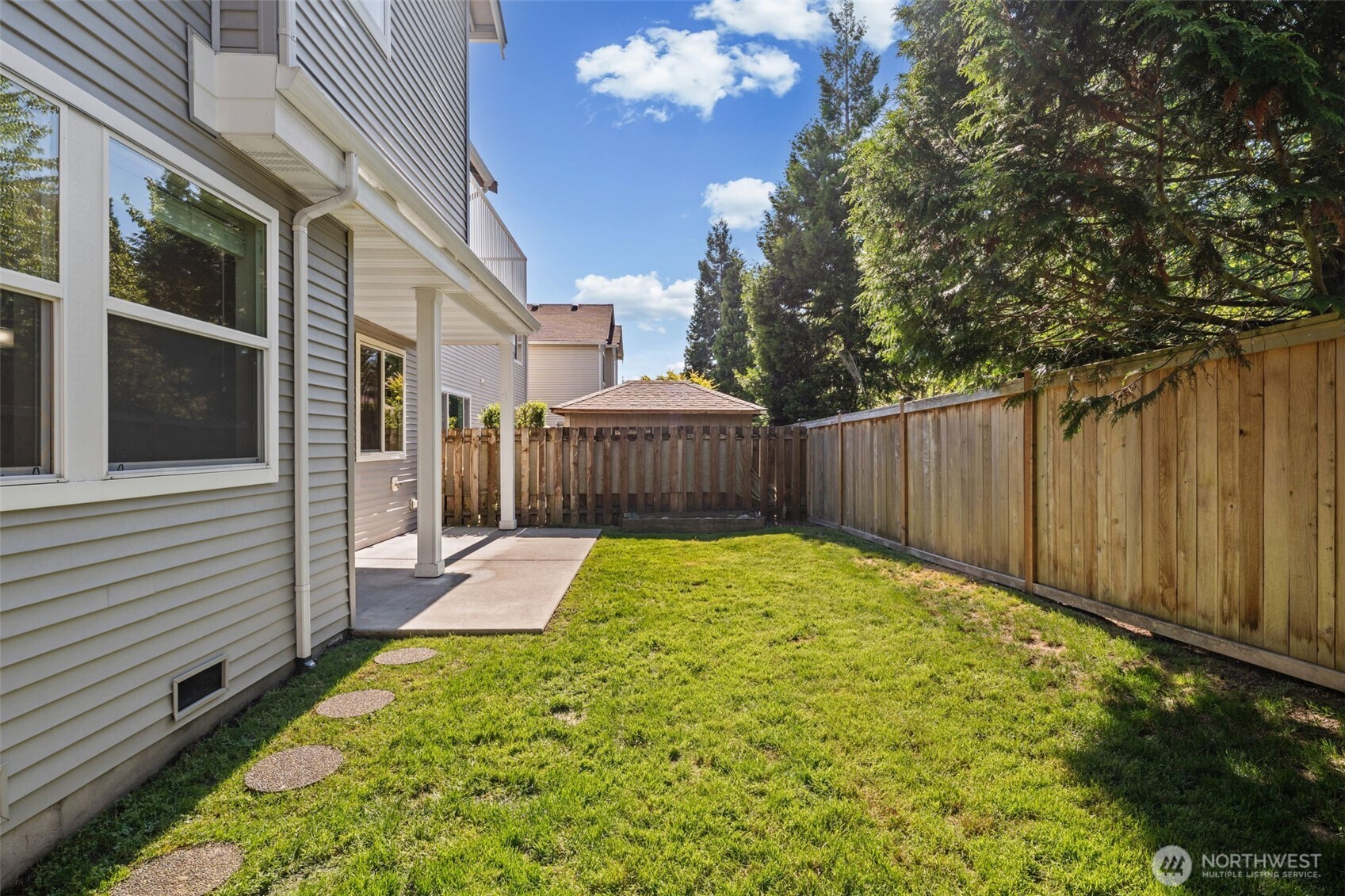 6529 Elizabeth Loop SE Auburn WA 98092