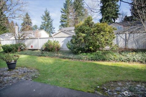 5706 99th Street Ct E Puyallup WA 98373