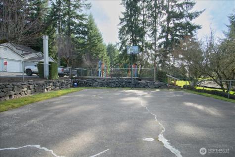 5706 99th Street Ct E Puyallup WA 98373