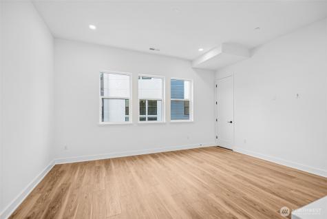 18805 99th Court NE Bothell WA 98011