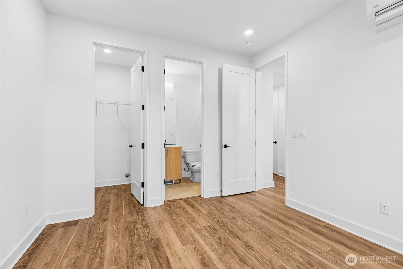 18805 99th Court NE Bothell WA 98011