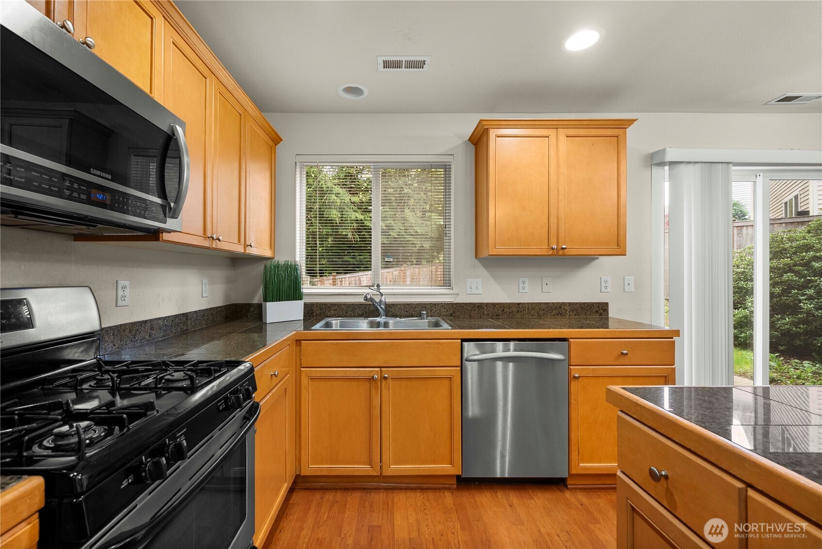 28459 34th Avenue S Auburn WA 98001