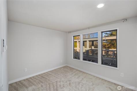 6121 NE 175th Street Kenmore WA 98028
