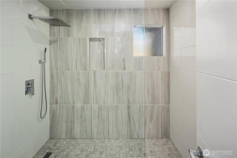 6121 NE 175th Street Kenmore WA 98028