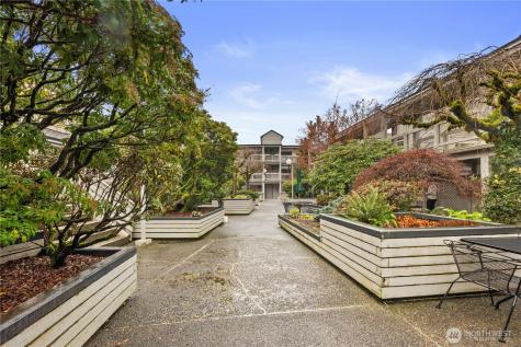 6121 NE 175th Street Kenmore WA 98028