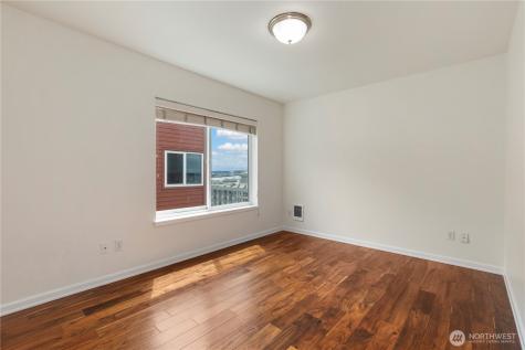 2440 Western Avenue Seattle WA 98121