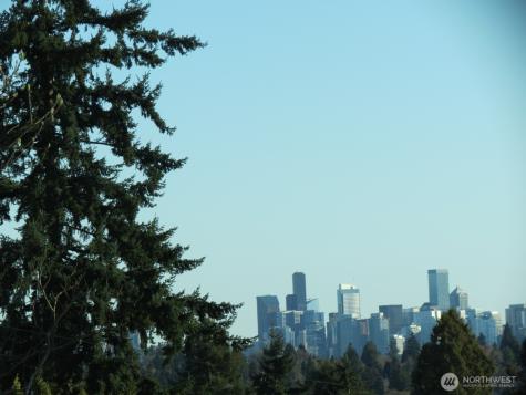 8218 2nd Avenue NE Seattle WA 98115