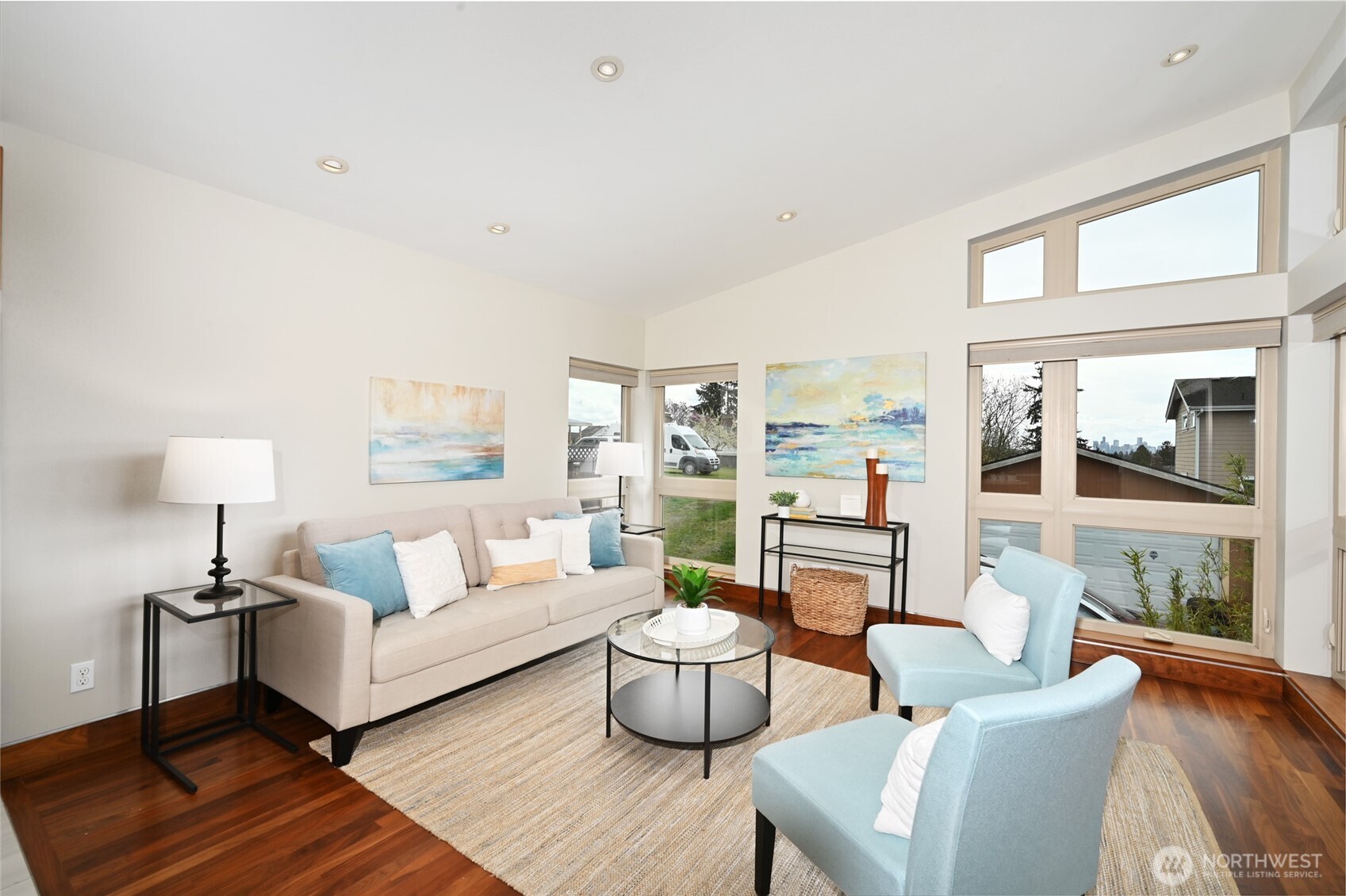 8218 2nd Avenue NE Seattle WA 98115
