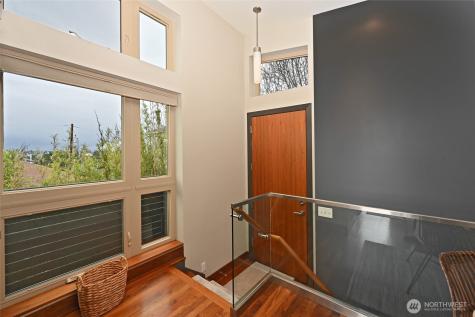 8218 2nd Avenue NE Seattle WA 98115