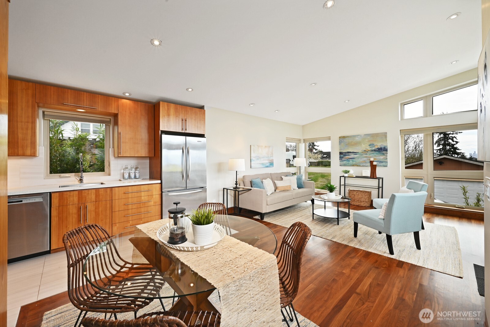 8218 2nd Avenue NE Seattle WA 98115