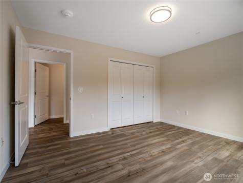 3803 17th Street SW Puyallup WA 98373