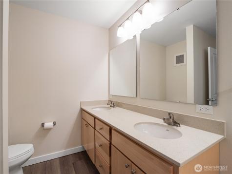 3803 17th Street SW Puyallup WA 98373