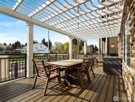 3803 17th Street SW Puyallup WA 98373